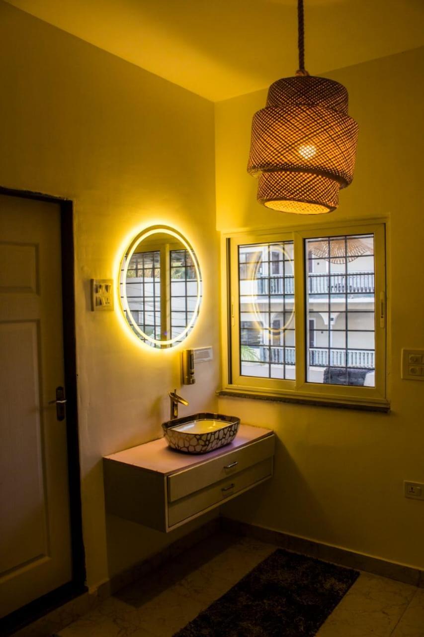 The Me Ra Kee House Hotell Morjim Exteriör bild