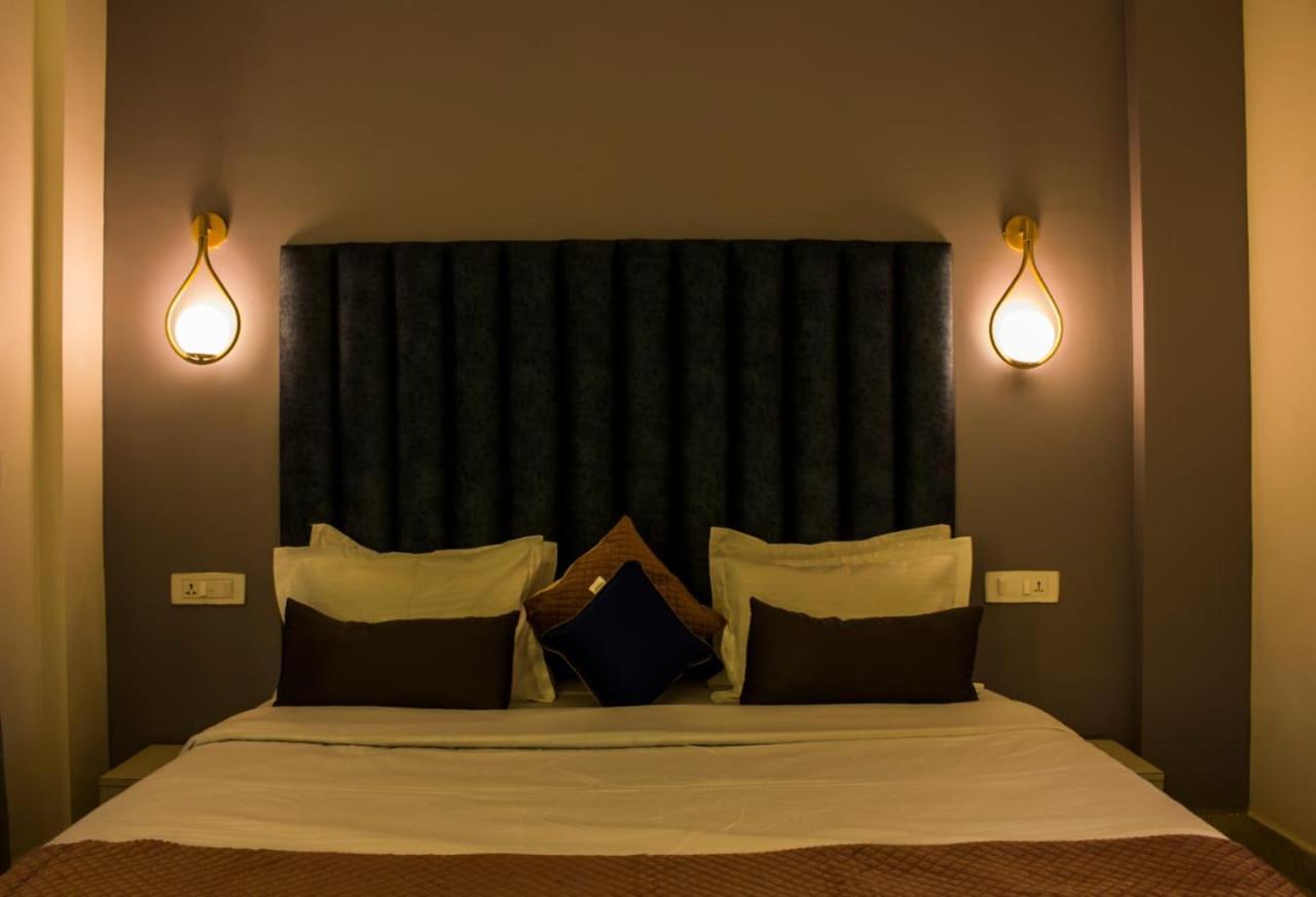 The Me Ra Kee House Hotell Morjim Exteriör bild