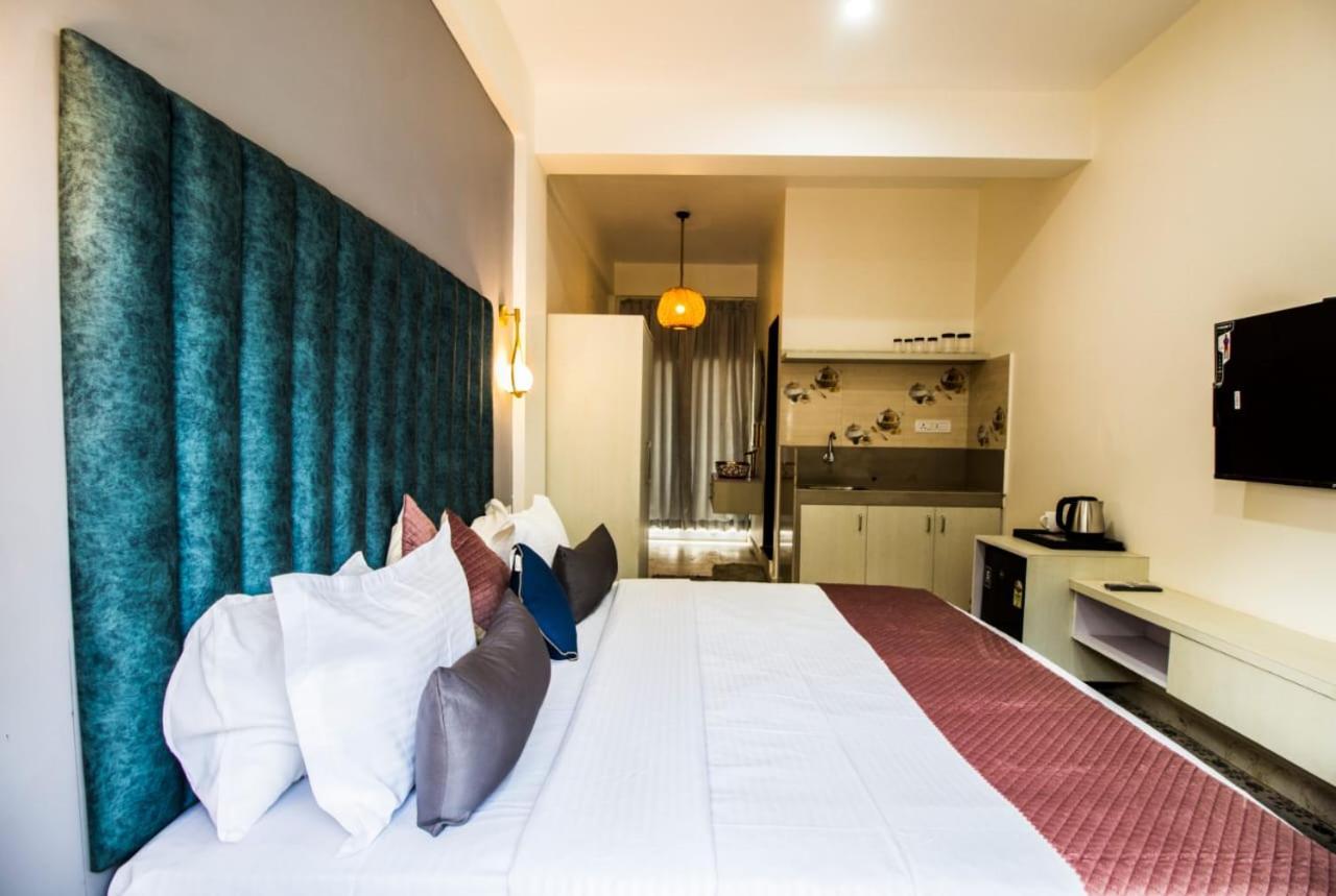 The Me Ra Kee House Hotell Morjim Exteriör bild