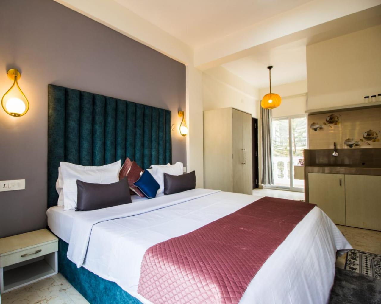 The Me Ra Kee House Hotell Morjim Exteriör bild