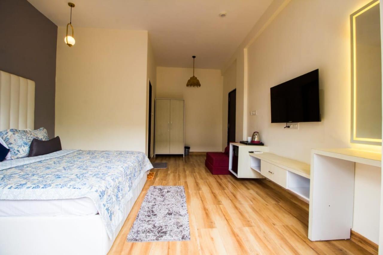 The Me Ra Kee House Hotell Morjim Exteriör bild